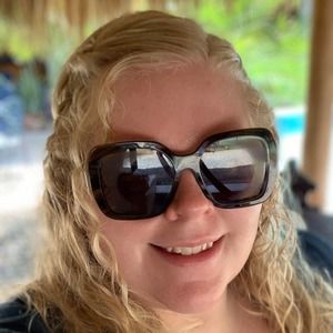 Meet your Posher, Susie